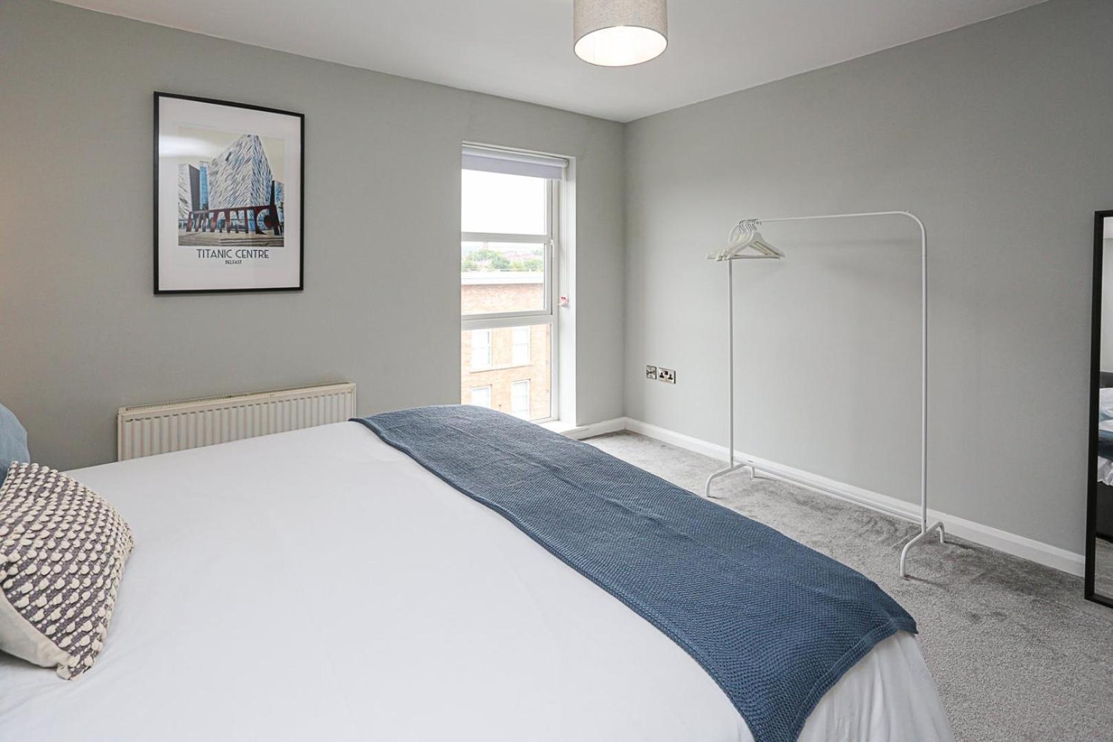 Charming Retreat In Belfast Apartment Exterior photo